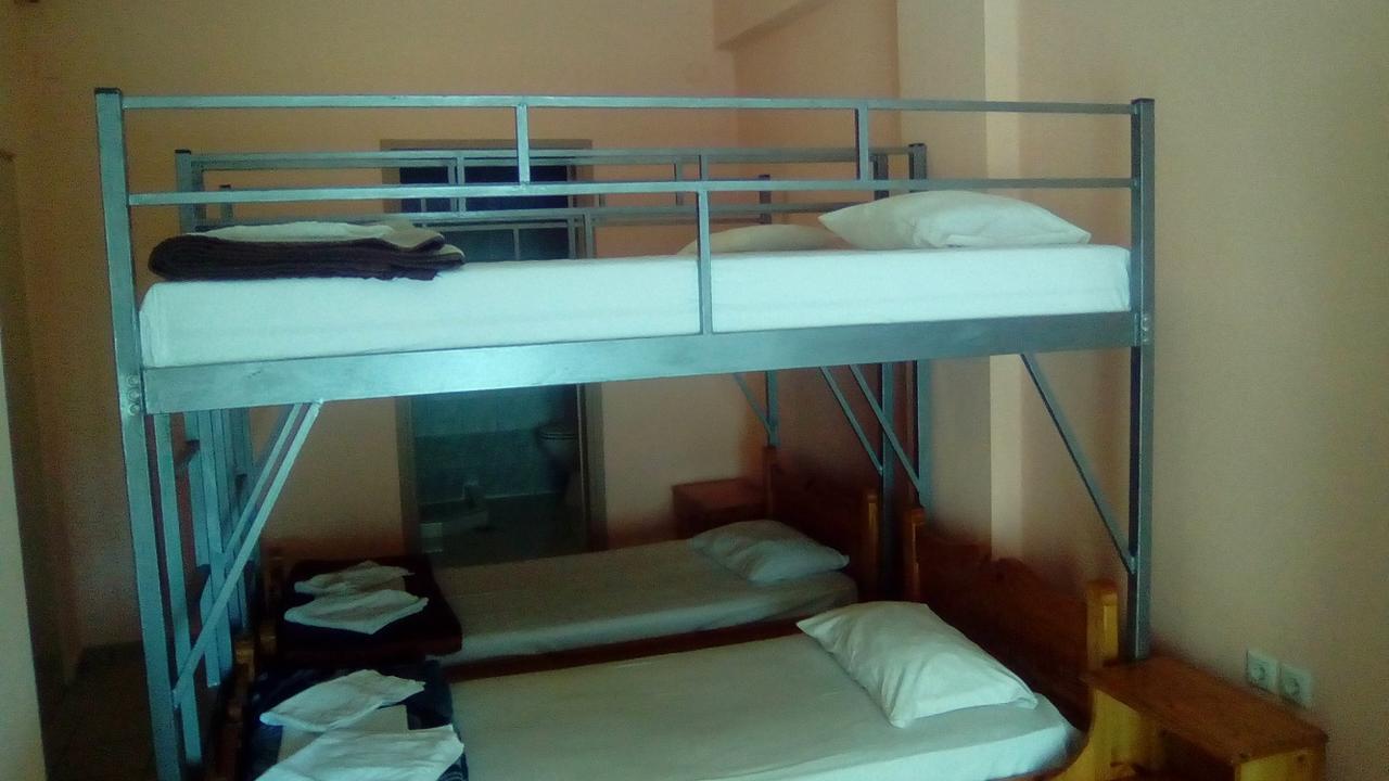 Constantinos Budget Beds Chania  Luaran gambar